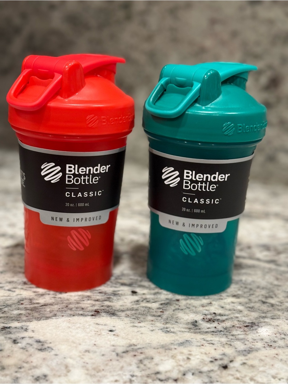 BlenderBottle Classic Shaker - set of 2 NEW Red & Teal 20 oz